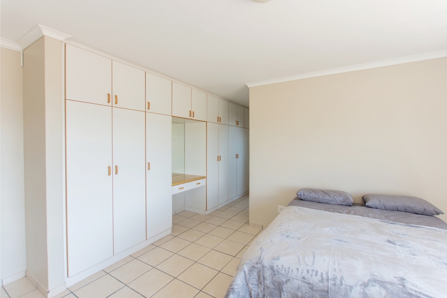 3 Bedroom Property for Sale in Middedorp Western Cape